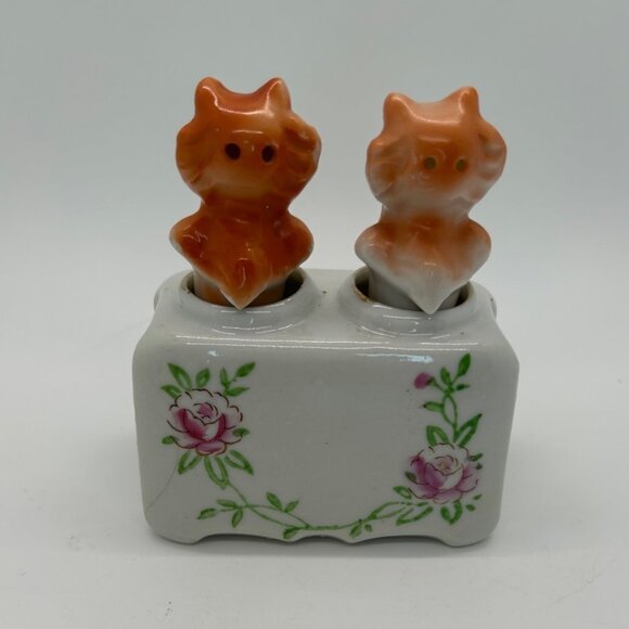 Vintage Ceramic Cat Salt & Pepper Shakers Nodders Floral Base Orange & White - Picture 4 of 16